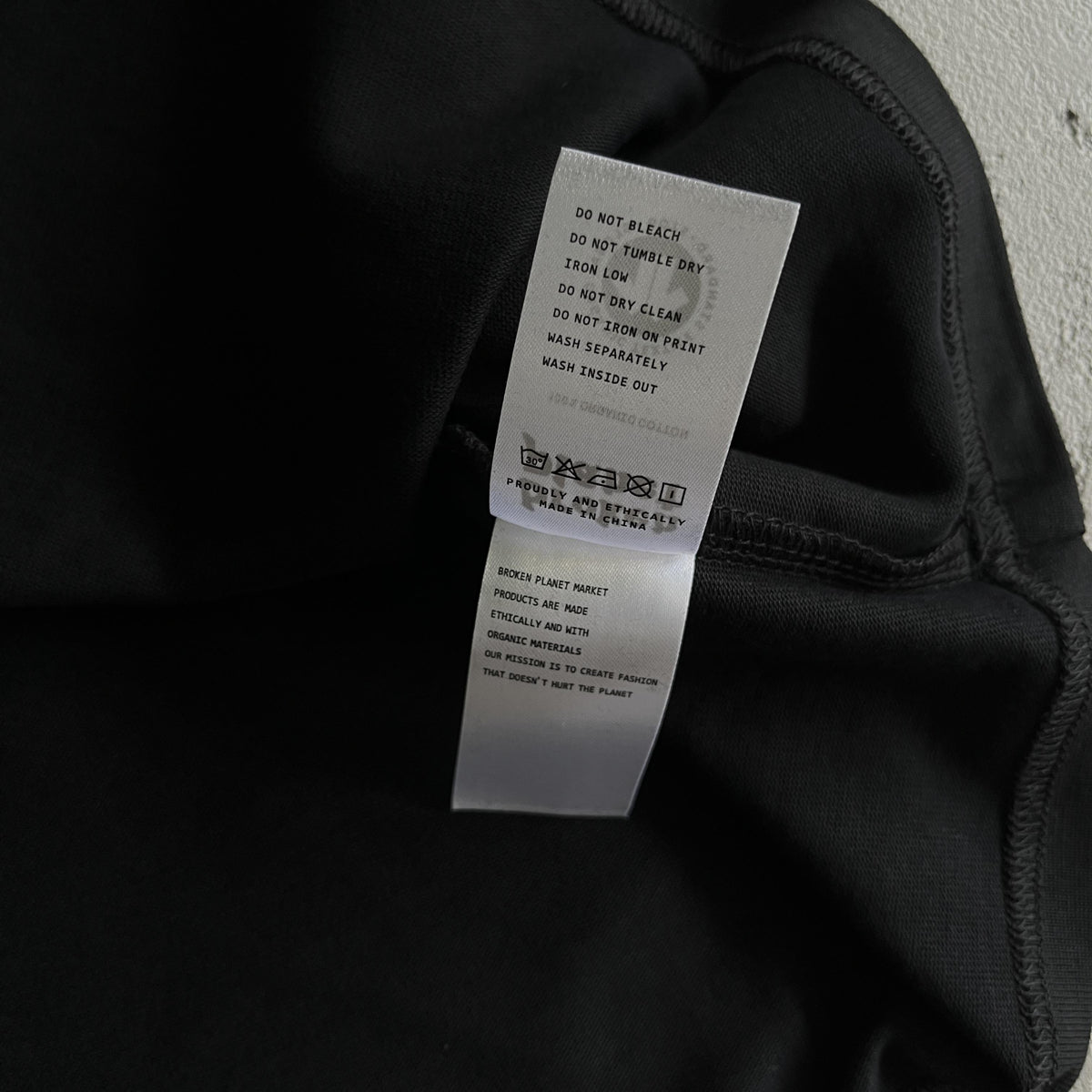 Broken P Basic Letter Short TShirt