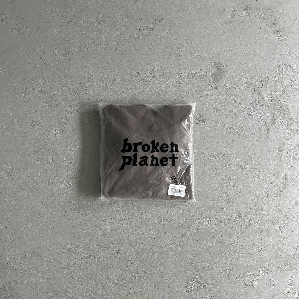 Broken P Granite Base Suit