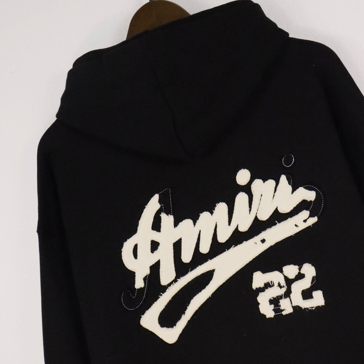 AMRI Hoodies