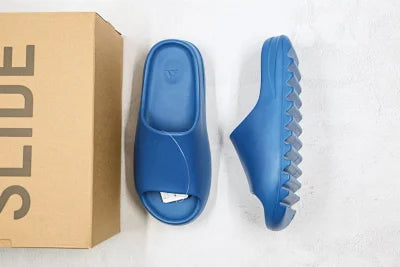 Yeezy Slide +10